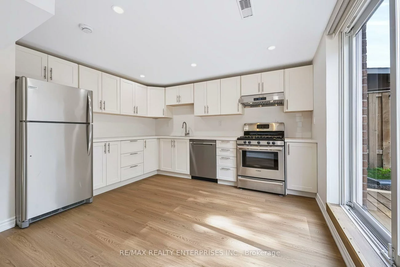772, Gardner, Lakeview, Mississauga