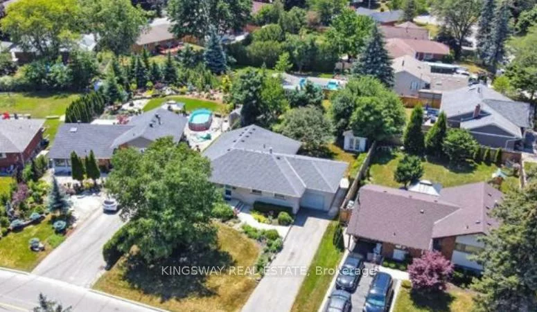 16, Plainsman, Streetsville, Mississauga