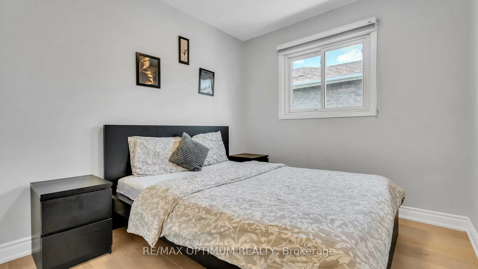 362, Kingsbridge Garden, Hurontario, Mississauga