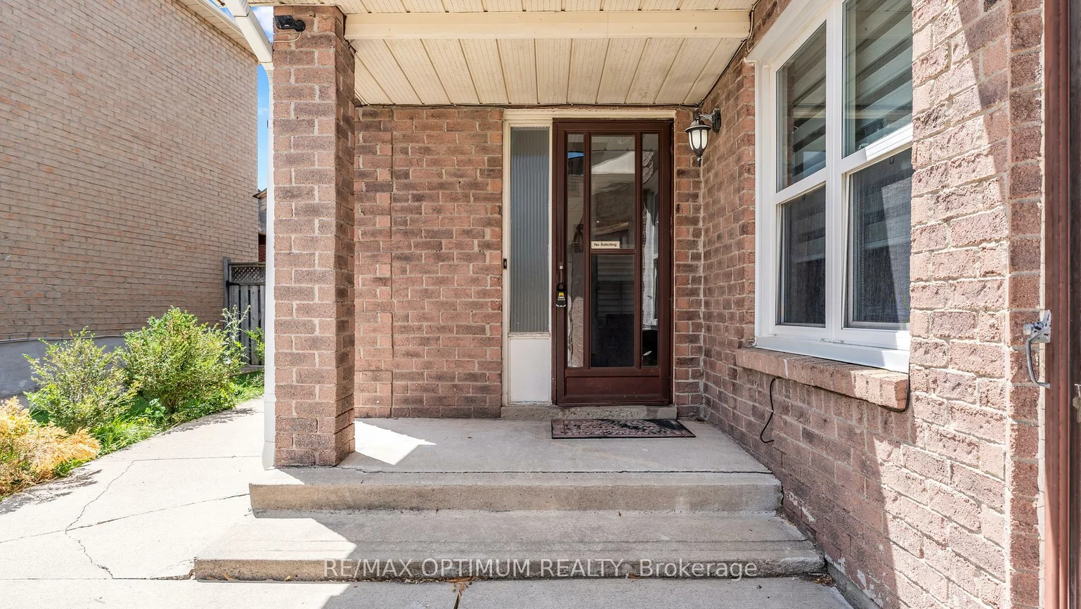 362, Kingsbridge Garden, Hurontario, Mississauga