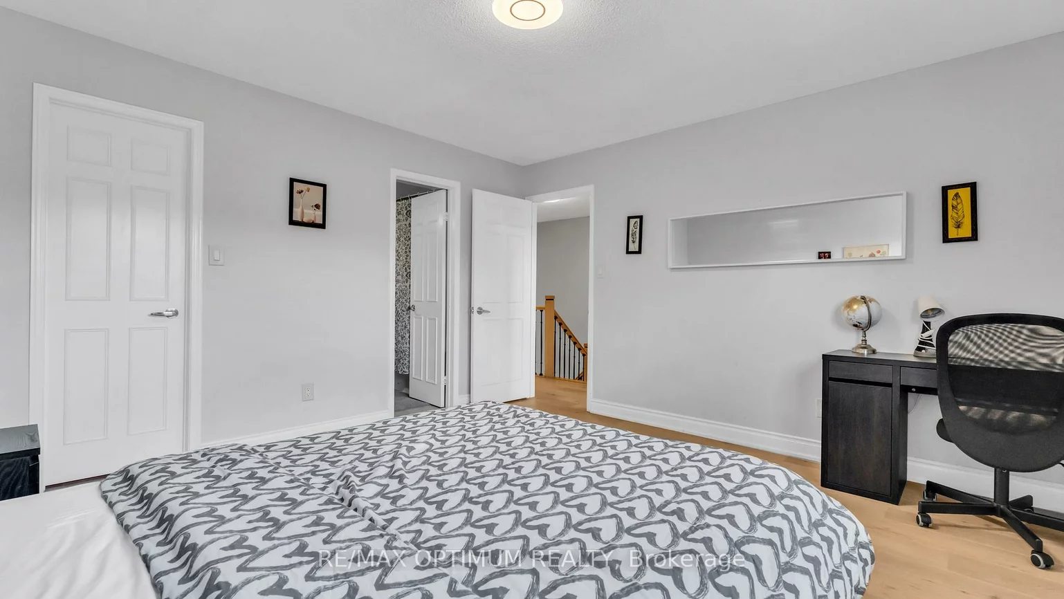 362, Kingsbridge Garden, Hurontario, Mississauga