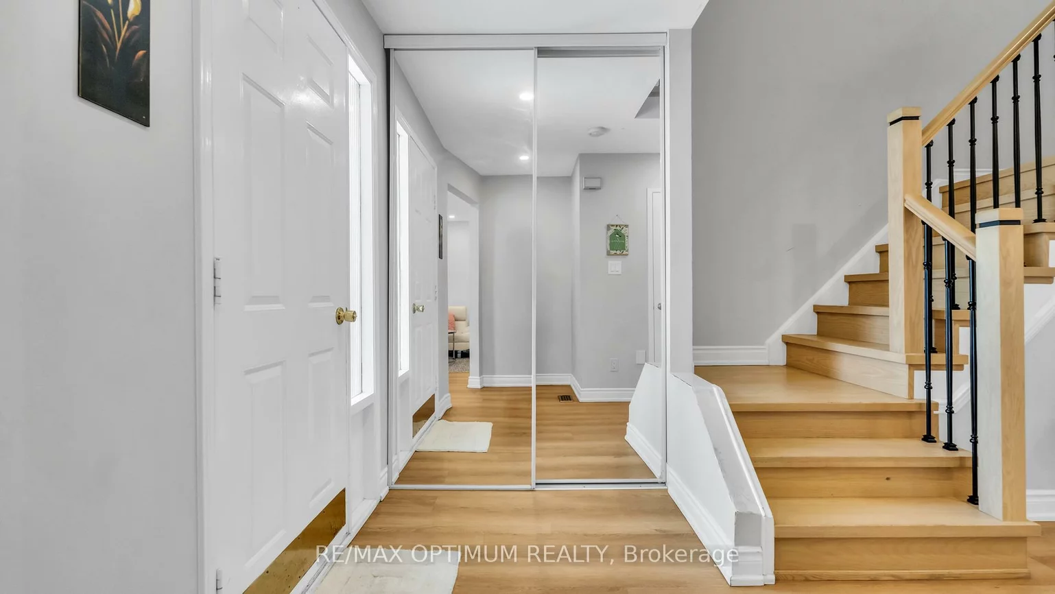 362, Kingsbridge Garden, Hurontario, Mississauga