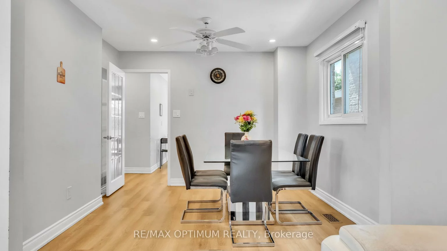 362, Kingsbridge Garden, Hurontario, Mississauga