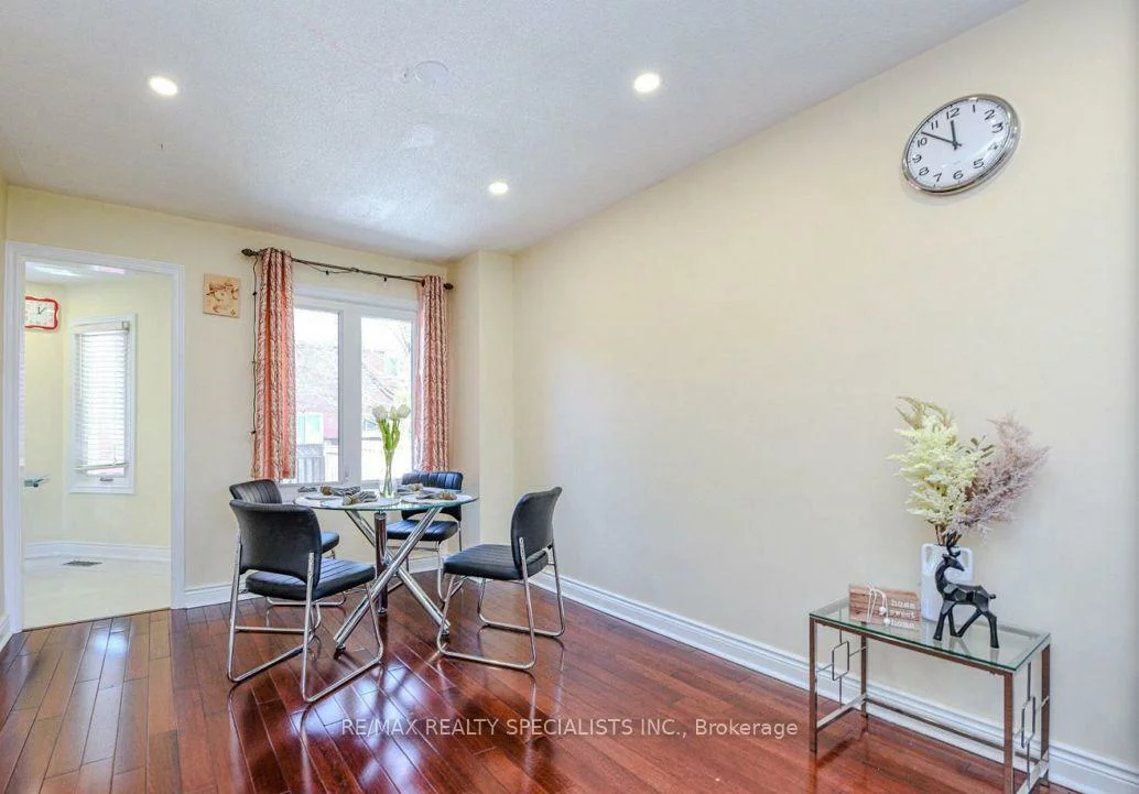 6828, Gracefield, Lisgar, Mississauga