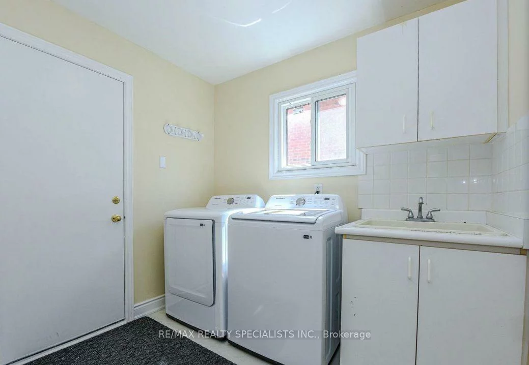 6828, Gracefield, Lisgar, Mississauga