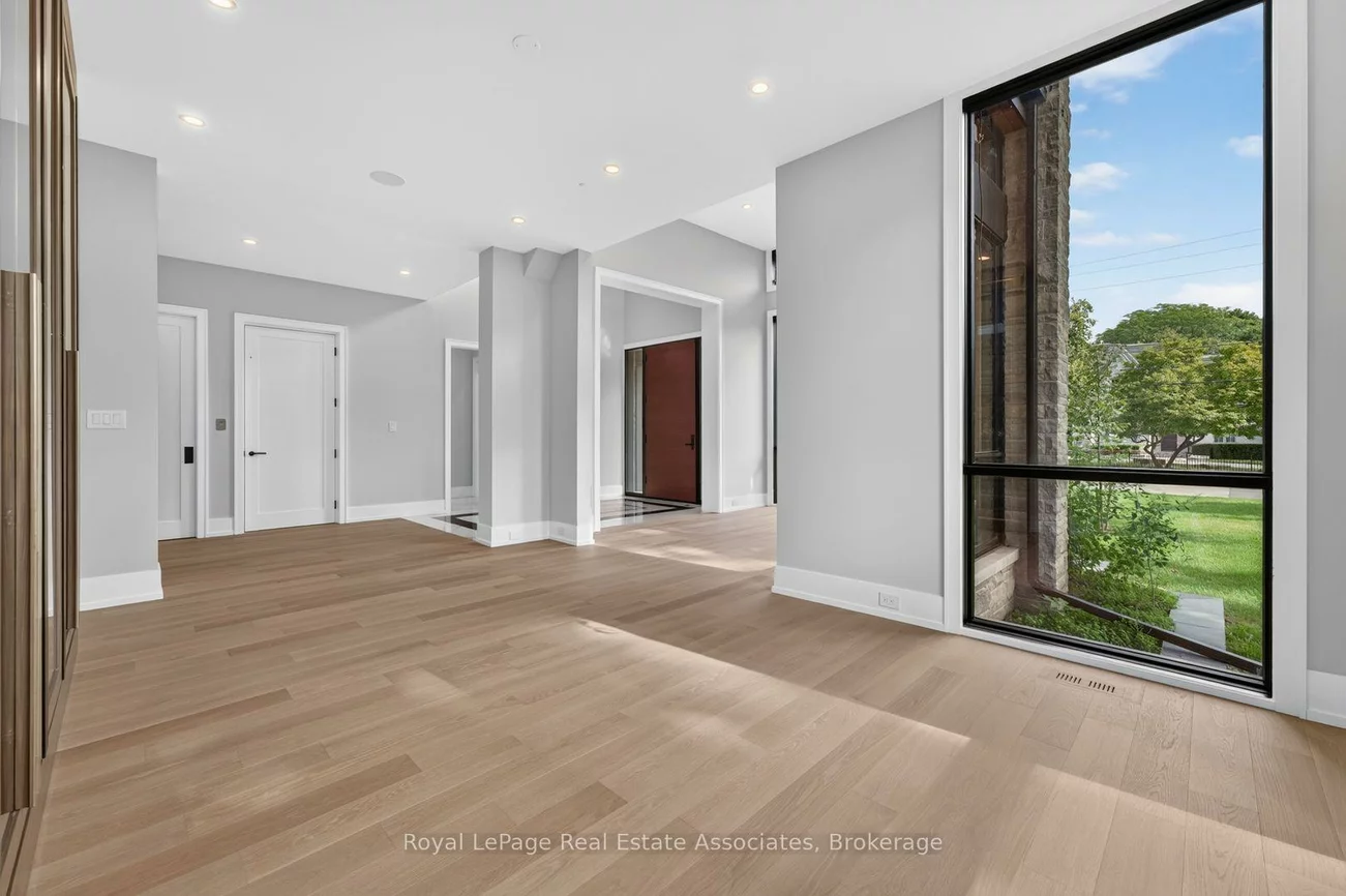 1270, Birchview, Lorne Park, Mississauga