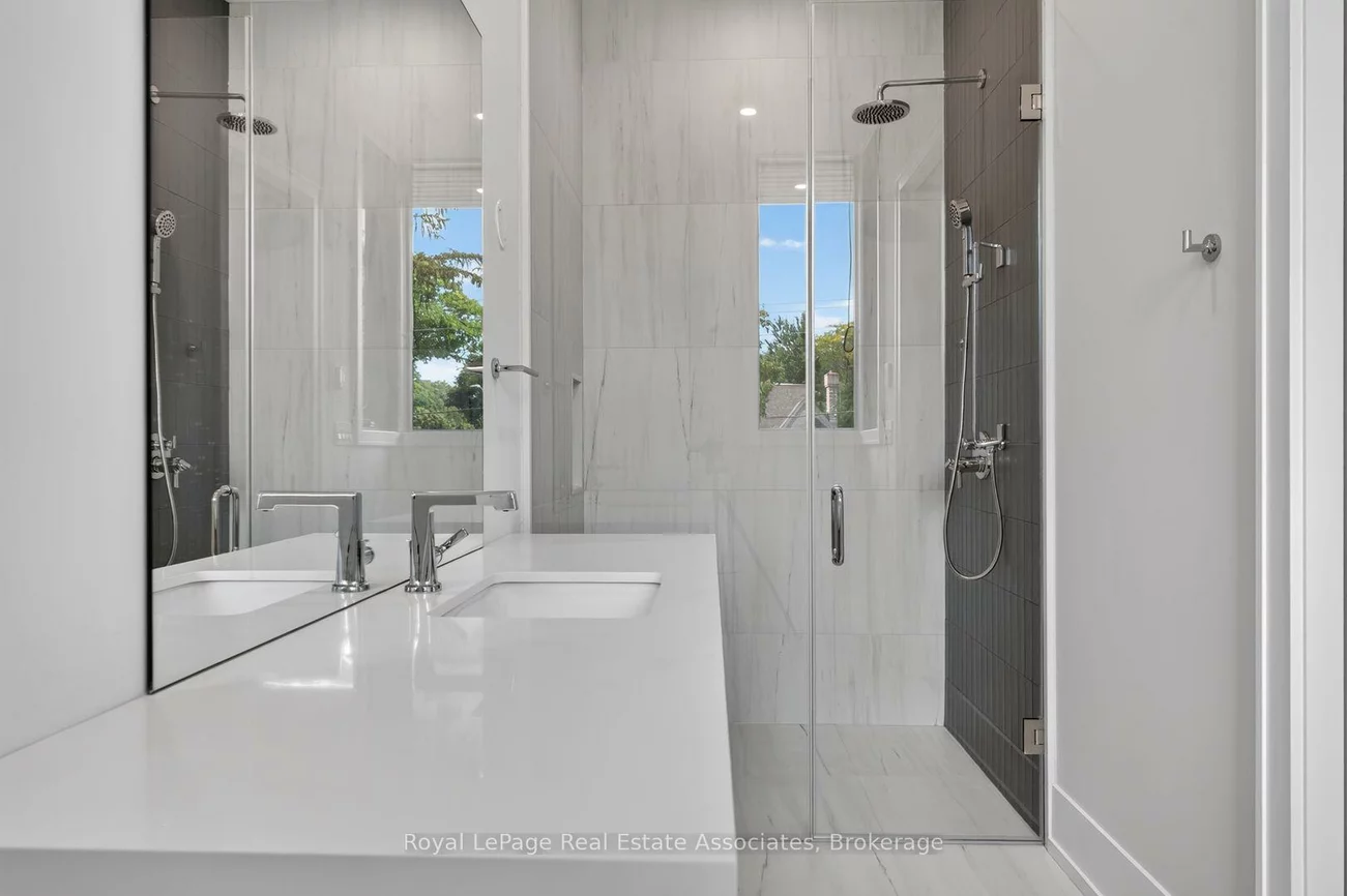 1270, Birchview, Lorne Park, Mississauga