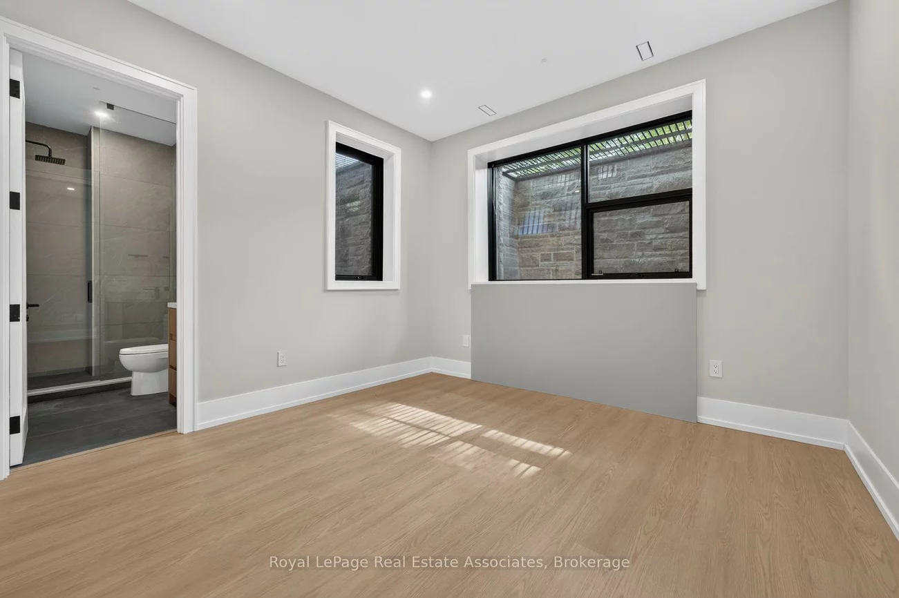 1270, Birchview, Lorne Park, Mississauga