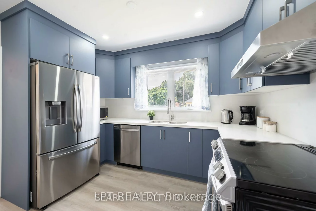 1079, Deta, Lakeview, Mississauga