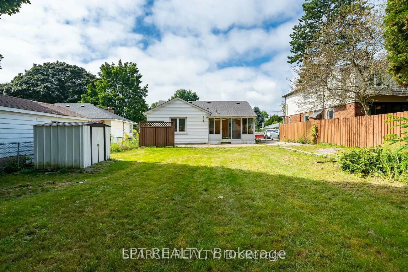 1079, Deta, Lakeview, Mississauga