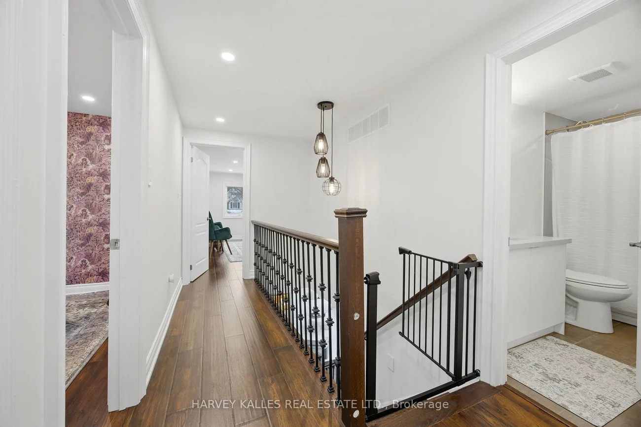 3254, Sir Johns, Erin Mills, Mississauga