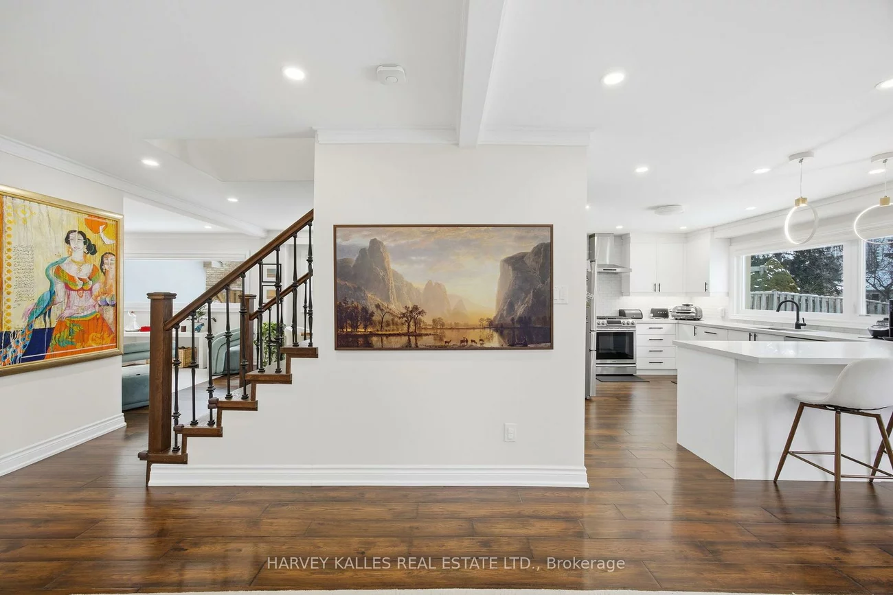 3254, Sir Johns, Erin Mills, Mississauga