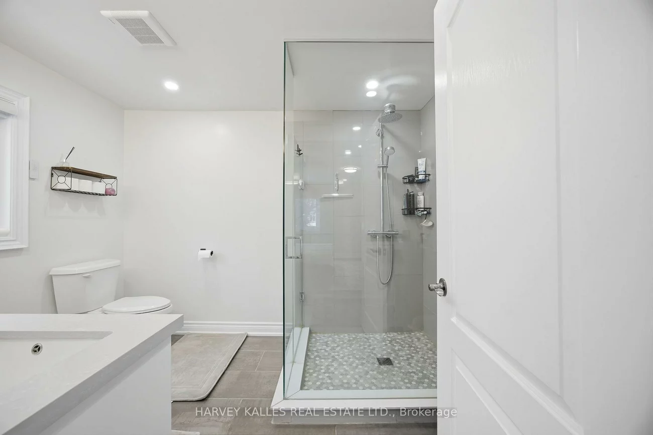 3254, Sir Johns, Erin Mills, Mississauga