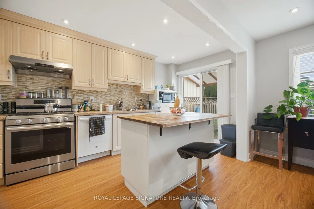 6910, Bansbridge, Lisgar, Mississauga