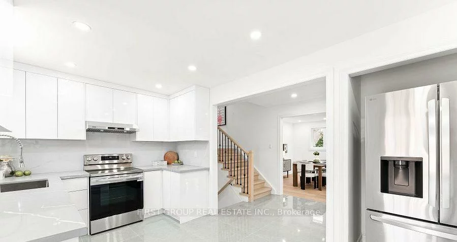 3193, Cawthra, Applewood, Mississauga