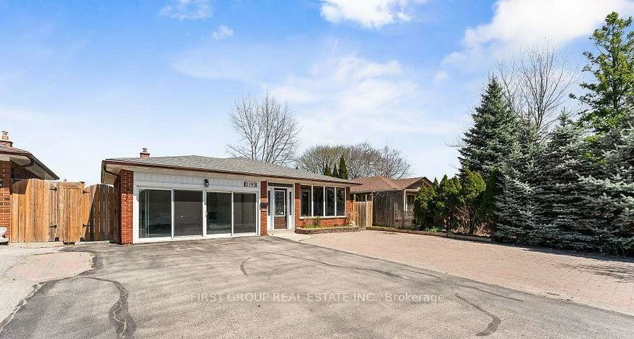 3193, Cawthra, Applewood, Mississauga