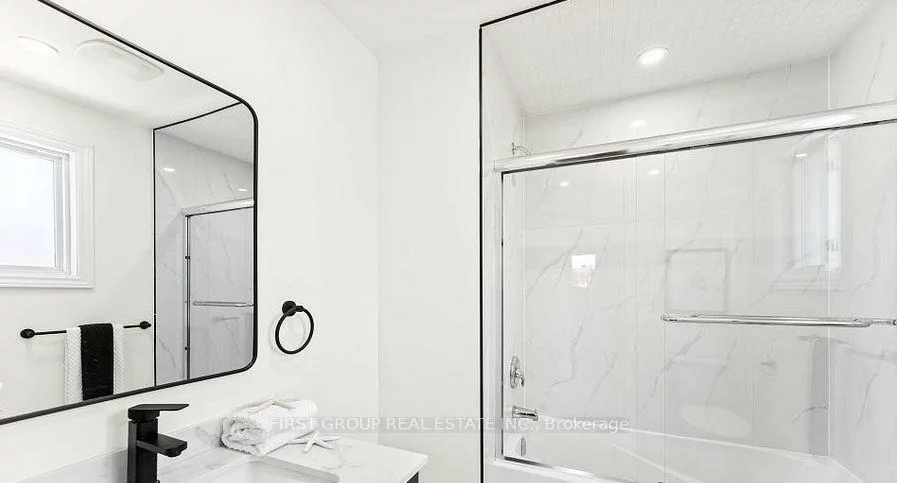 3193, Cawthra, Applewood, Mississauga