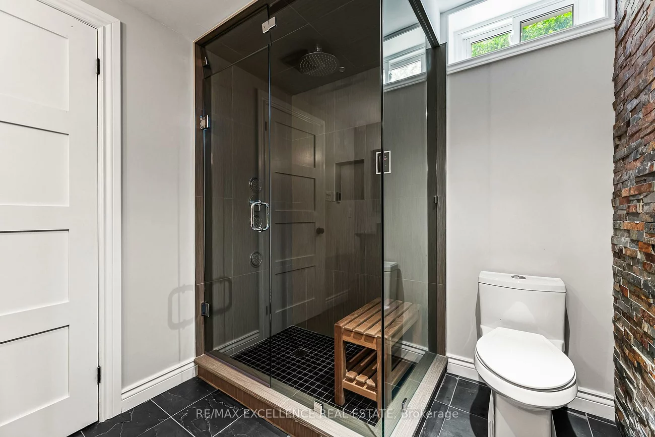 2446, Hammond, Sheridan, Mississauga
