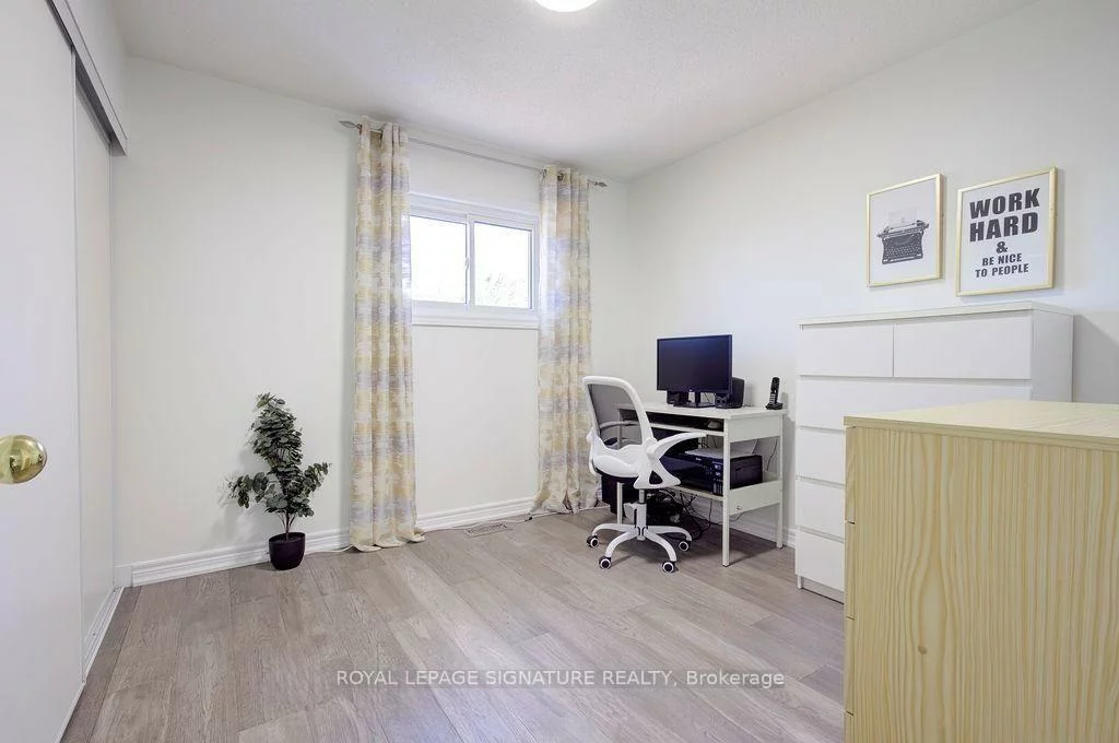 5386, Landsborough, Hurontario, Mississauga