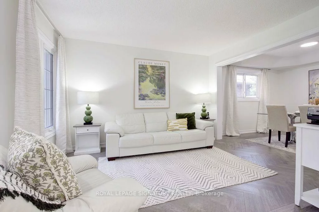 5386, Landsborough, Hurontario, Mississauga