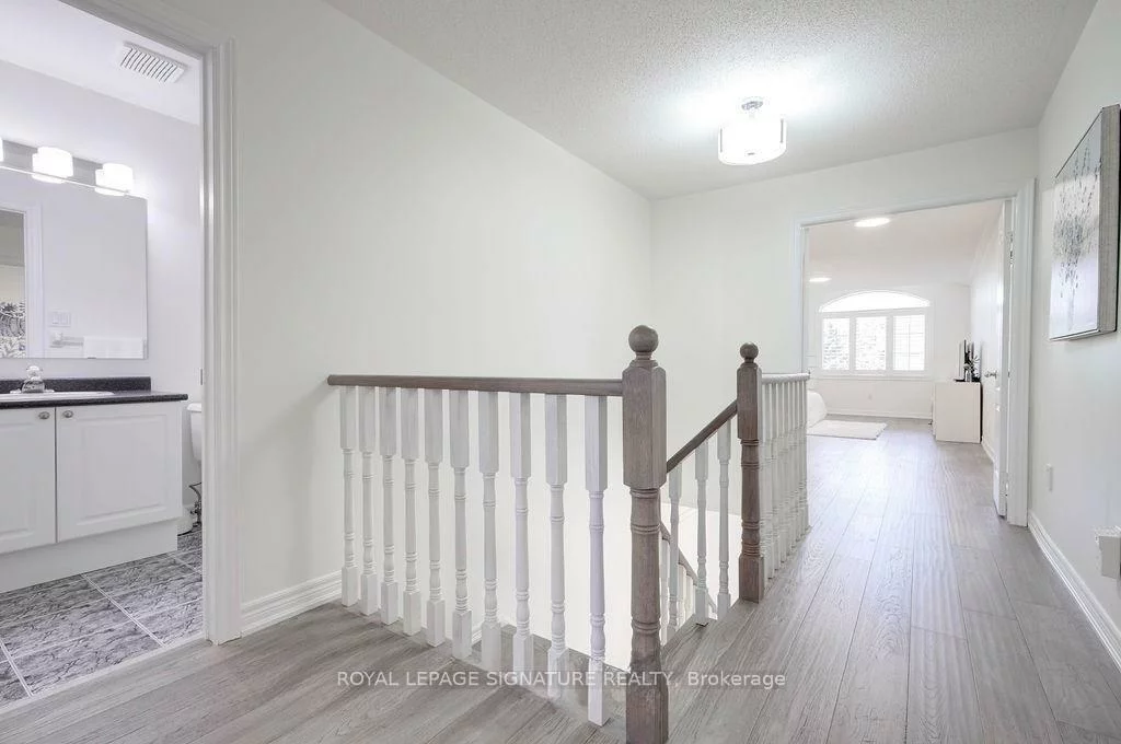 5386, Landsborough, Hurontario, Mississauga