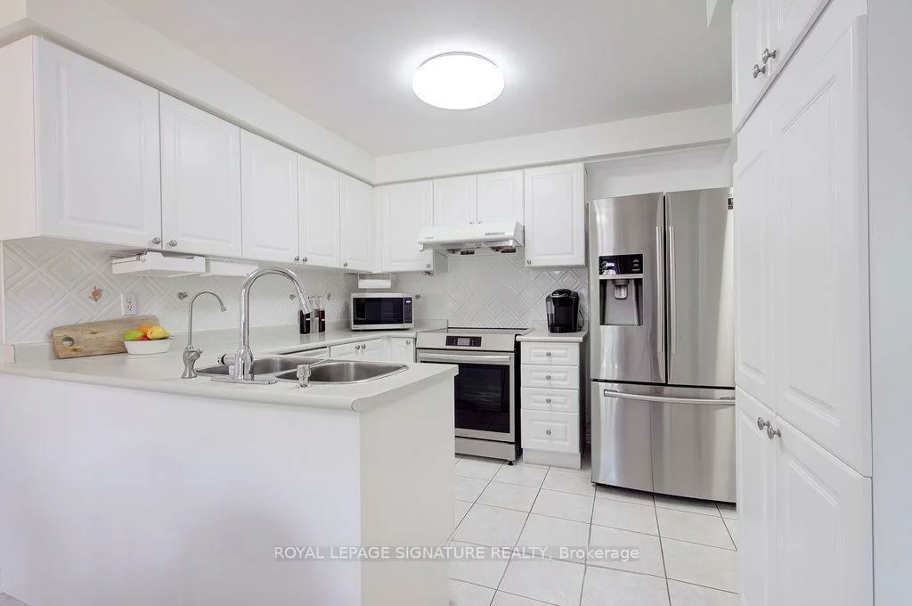 5386, Landsborough, Hurontario, Mississauga