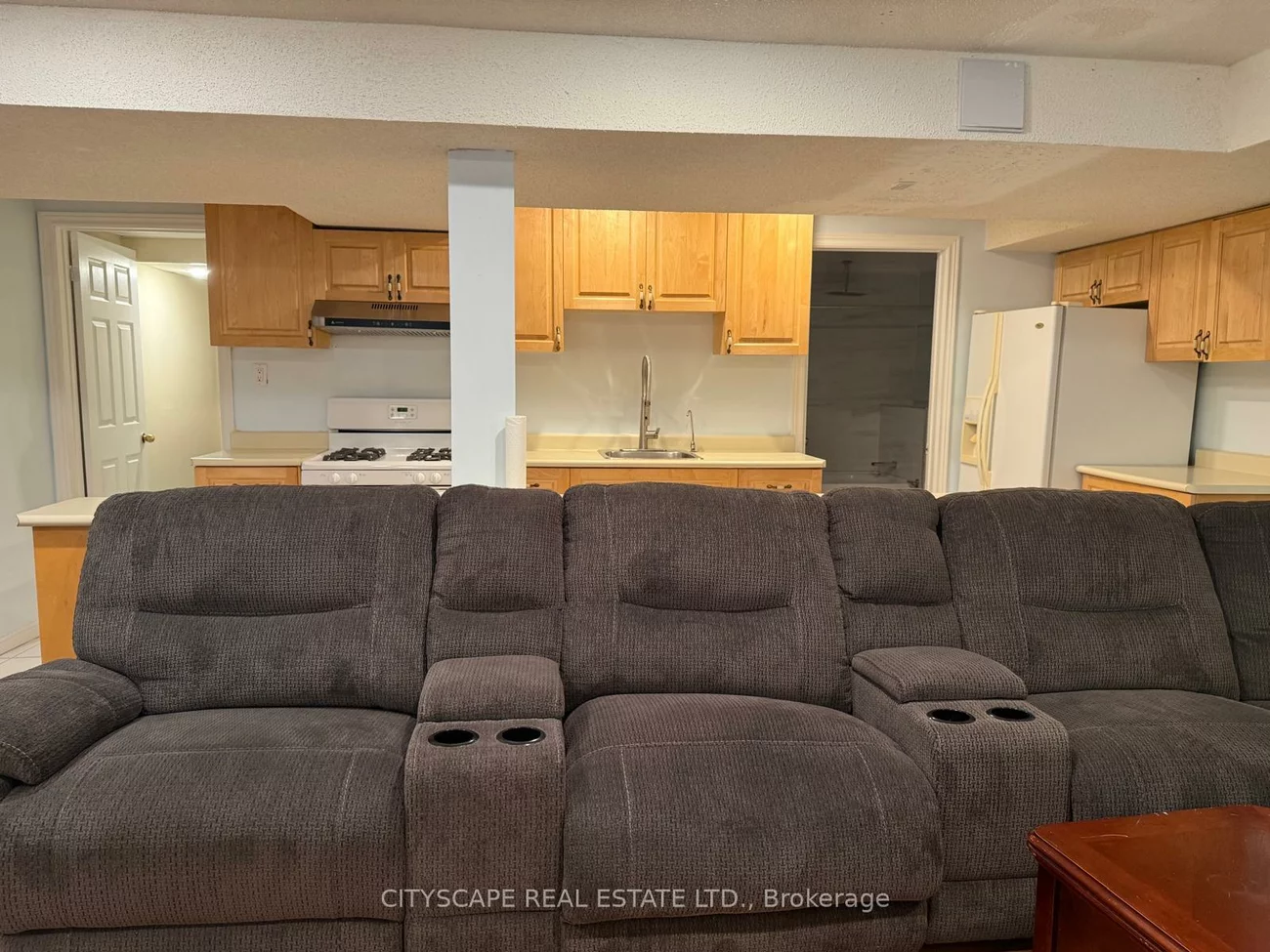 4289, Radisson, Central Erin Mills, Mississauga