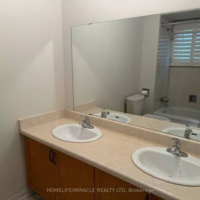 5889, River Grove, East Credit, Mississauga
