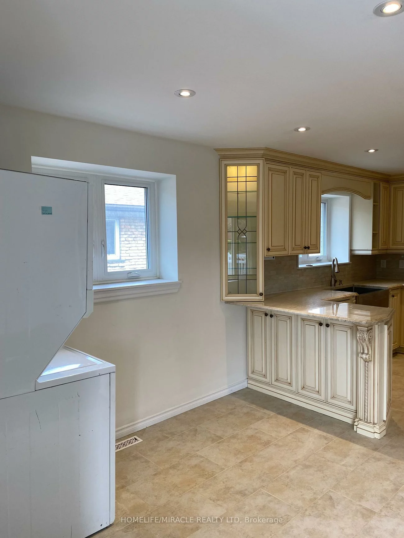 6856, Darcel, Malton, Mississauga