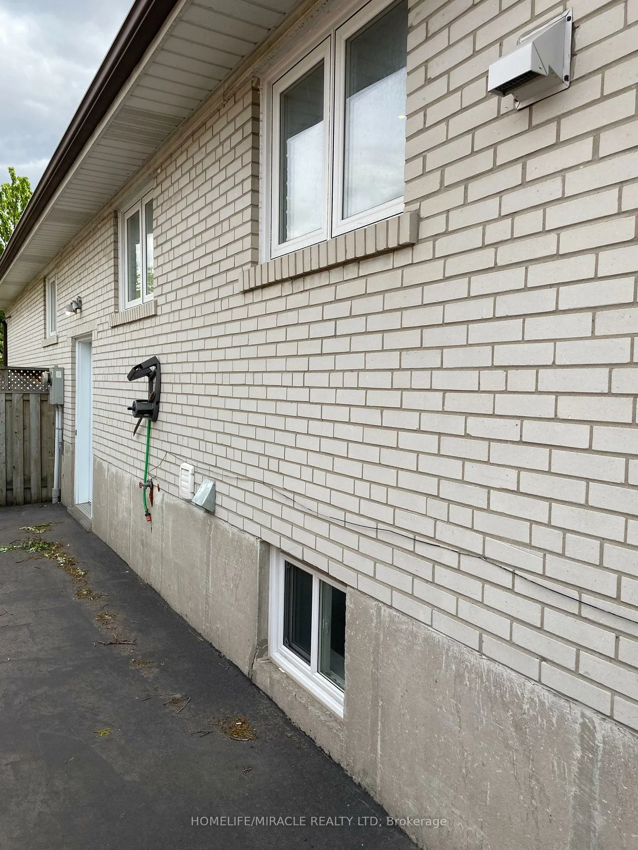 6856, Darcel, Malton, Mississauga