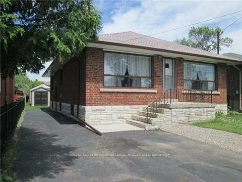 943, Ninth, Lakeview, Mississauga