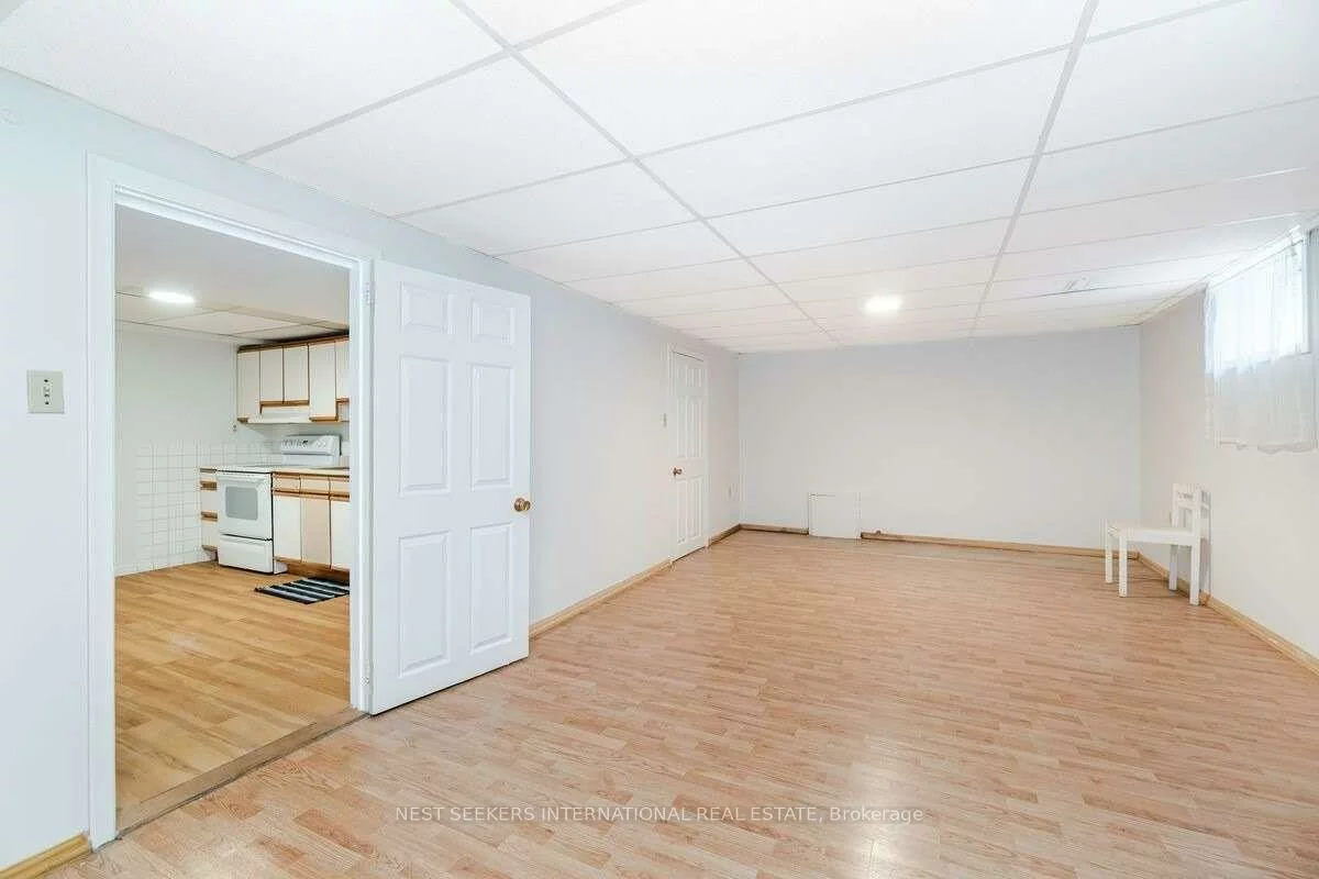 943, Ninth, Lakeview, Mississauga