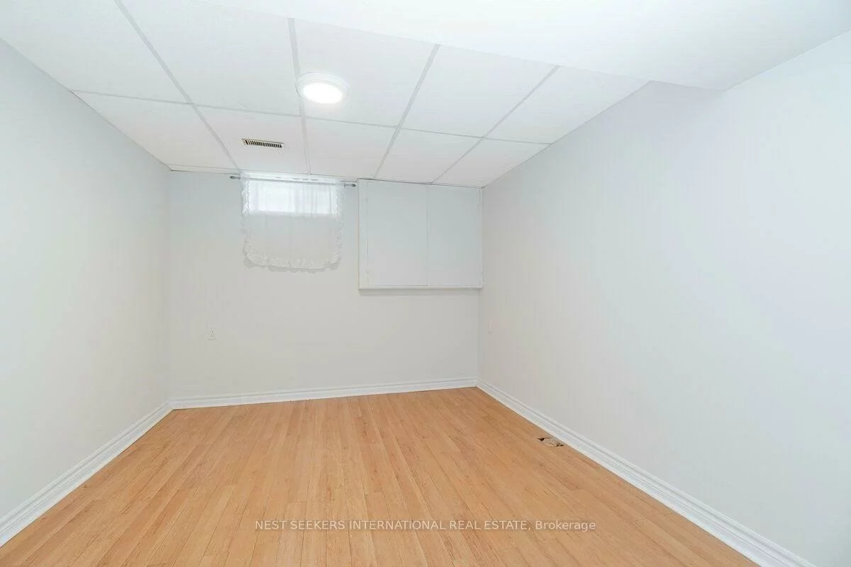 943, Ninth, Lakeview, Mississauga
