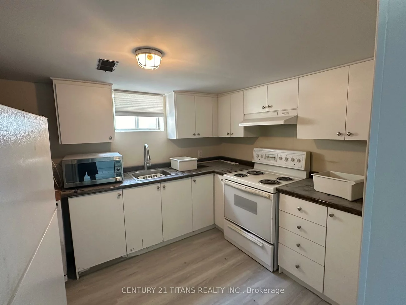 572, Exbury, Mineola, Mississauga
