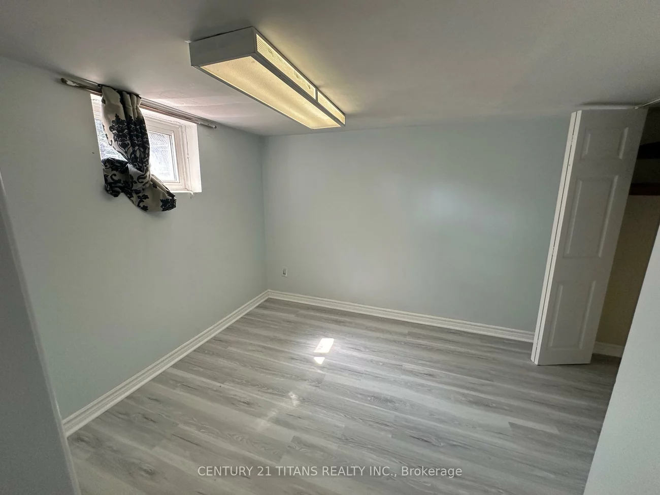 572, Exbury, Mineola, Mississauga