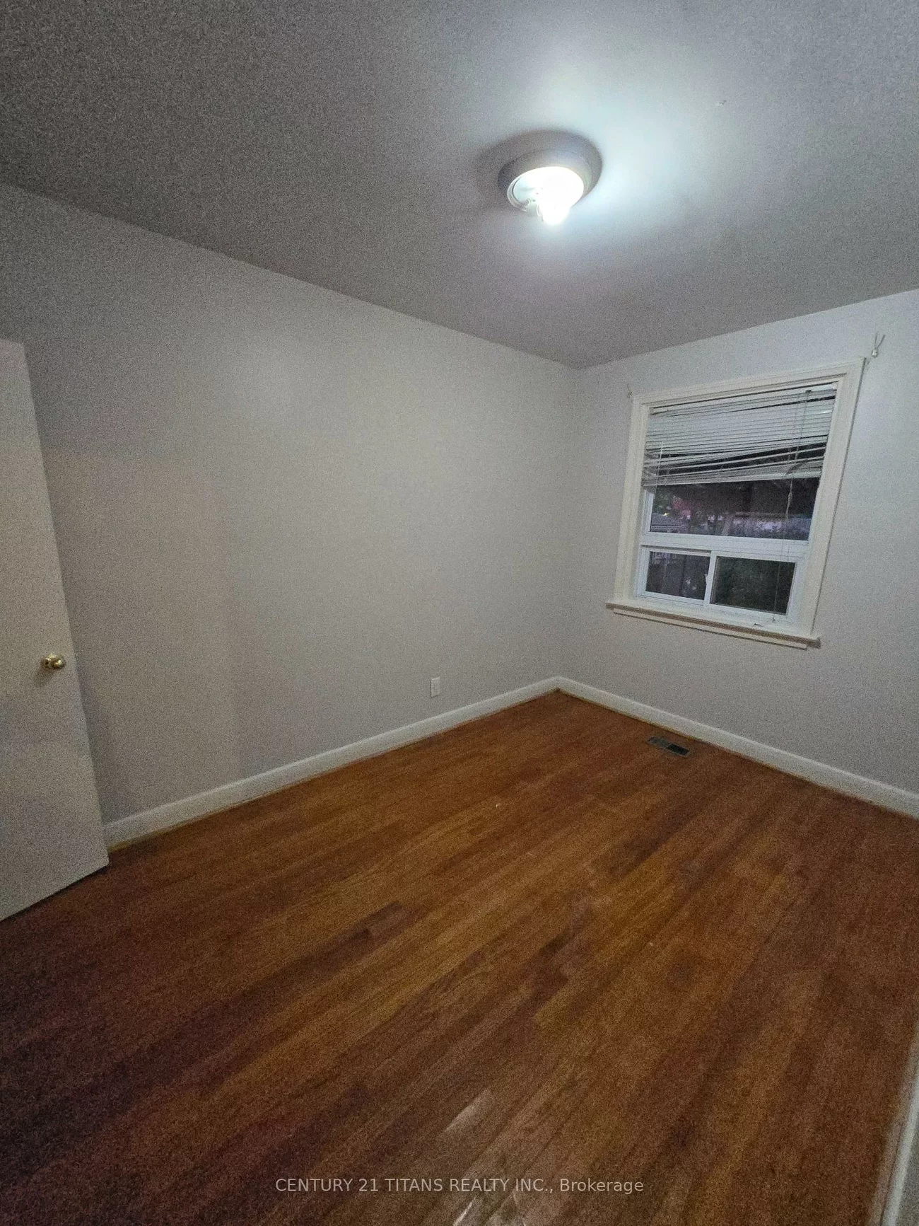 572, Exbury, Mineola, Mississauga