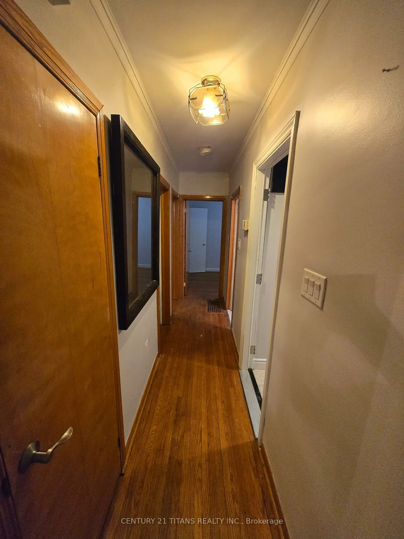 572, Exbury, Mineola, Mississauga