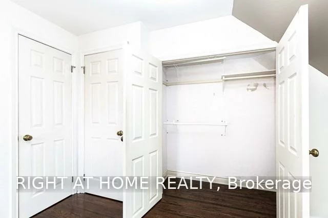 1489, Applewood, Lakeview, Mississauga