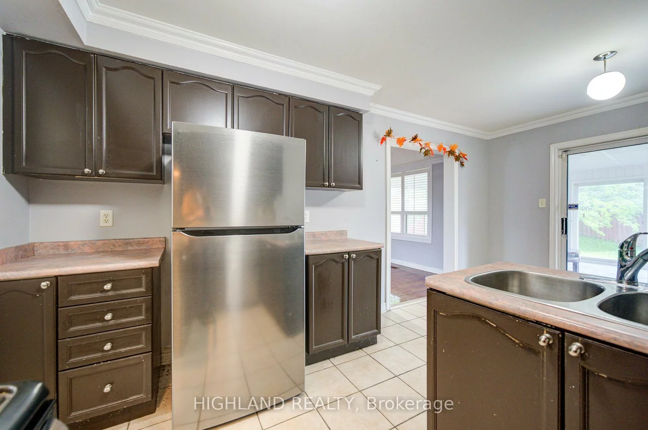5327, Landsborough, Hurontario, Mississauga