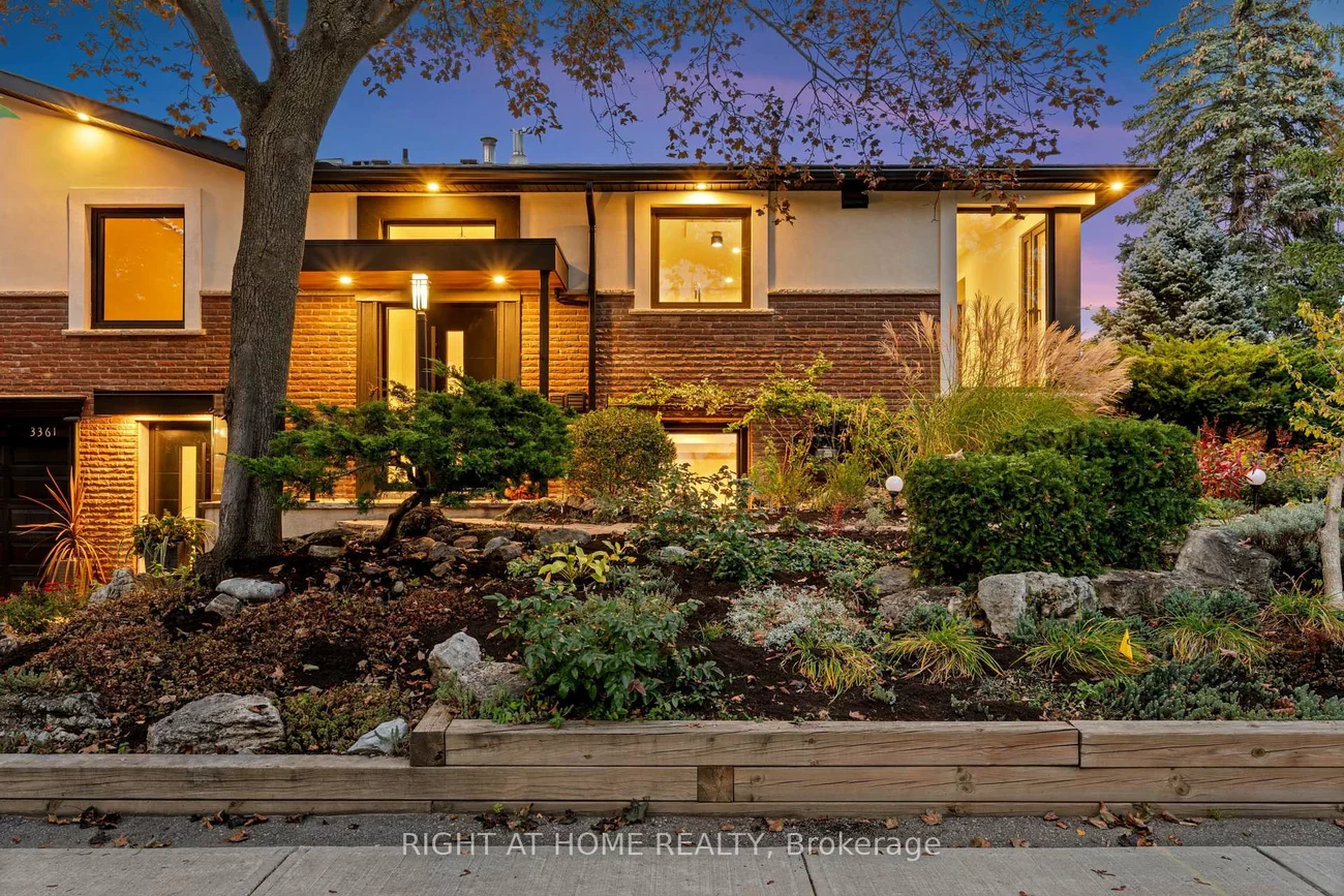 3361, Rhonda, Mississauga Valleys, Mississauga