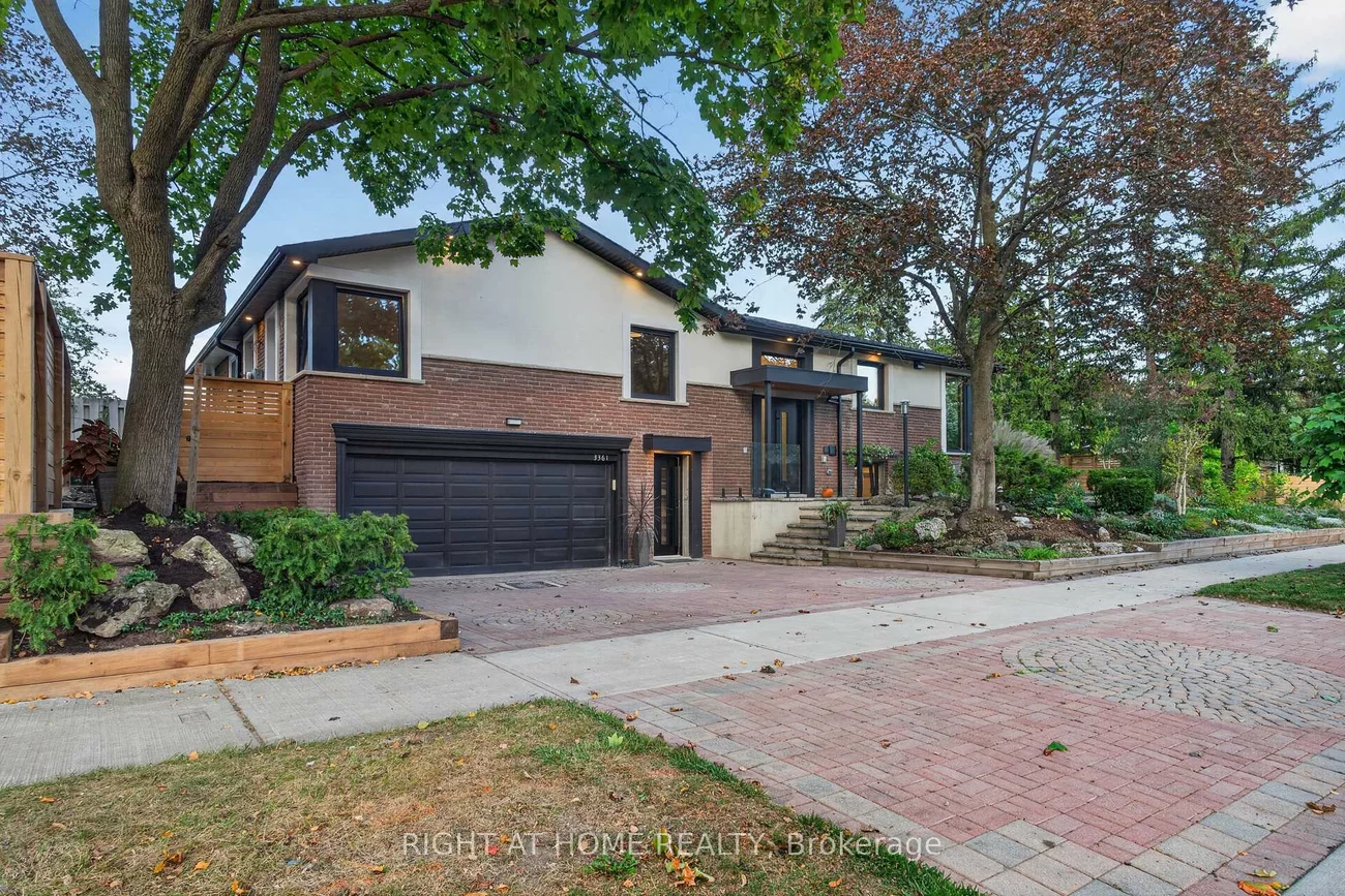 3361, Rhonda, Mississauga Valleys, Mississauga