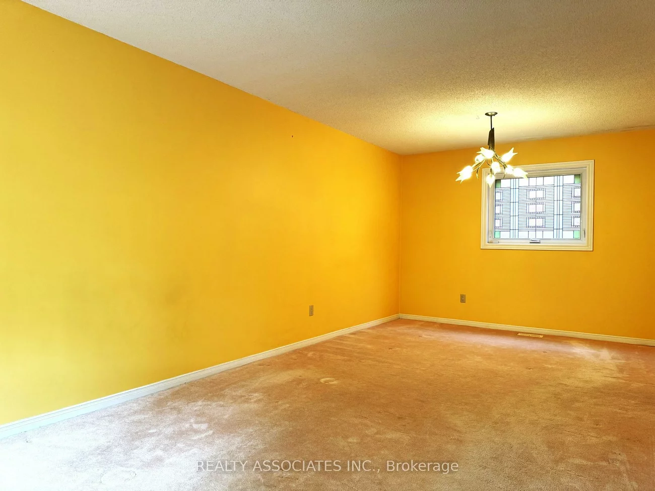 5577, Haddon Hall, Central Erin Mills, Mississauga