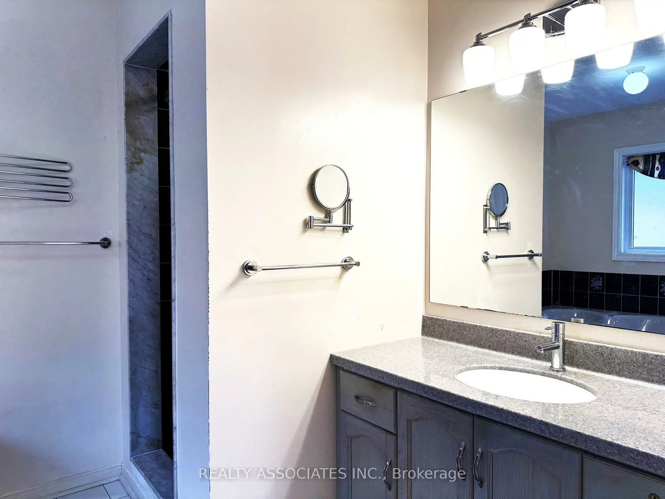 5577, Haddon Hall, Central Erin Mills, Mississauga