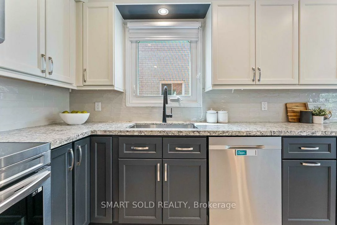 853, Apple Gate, Creditview, Mississauga