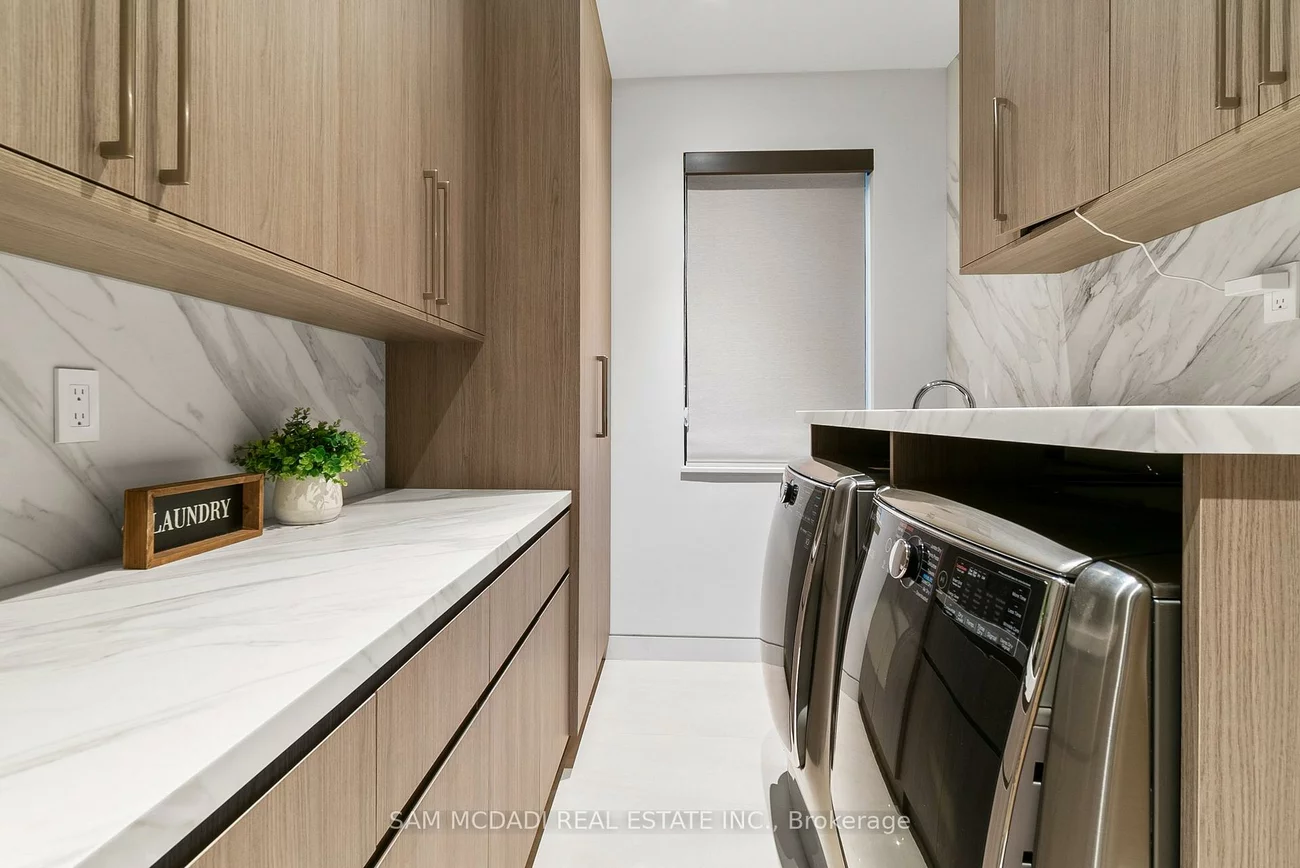 1222, Mississauga, Lorne Park, Mississauga