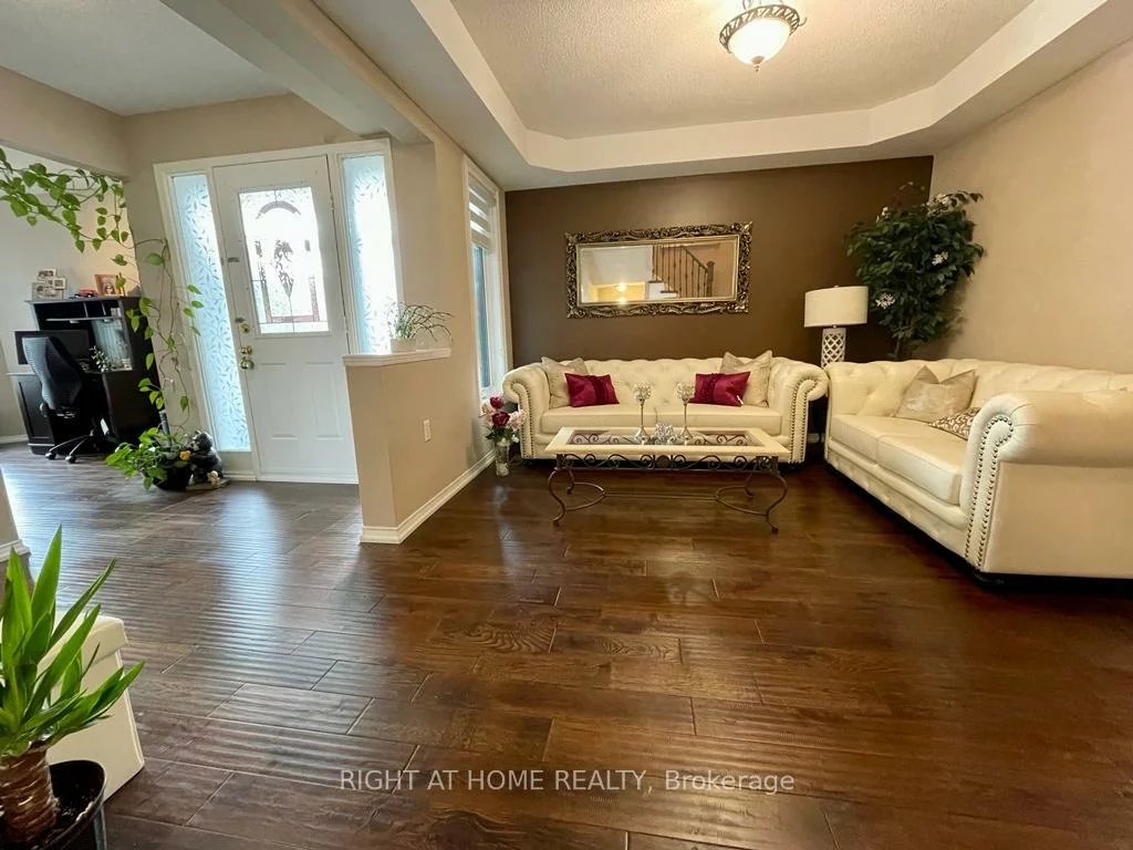 3371, Snowball, Lisgar, Mississauga