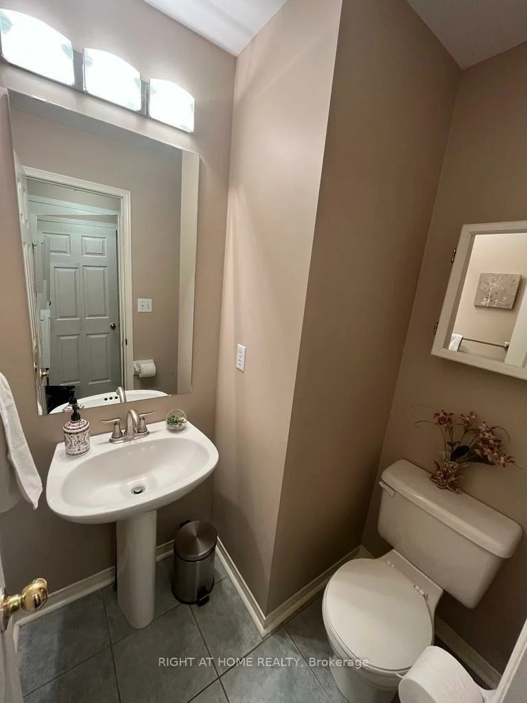 3371, Snowball, Lisgar, Mississauga