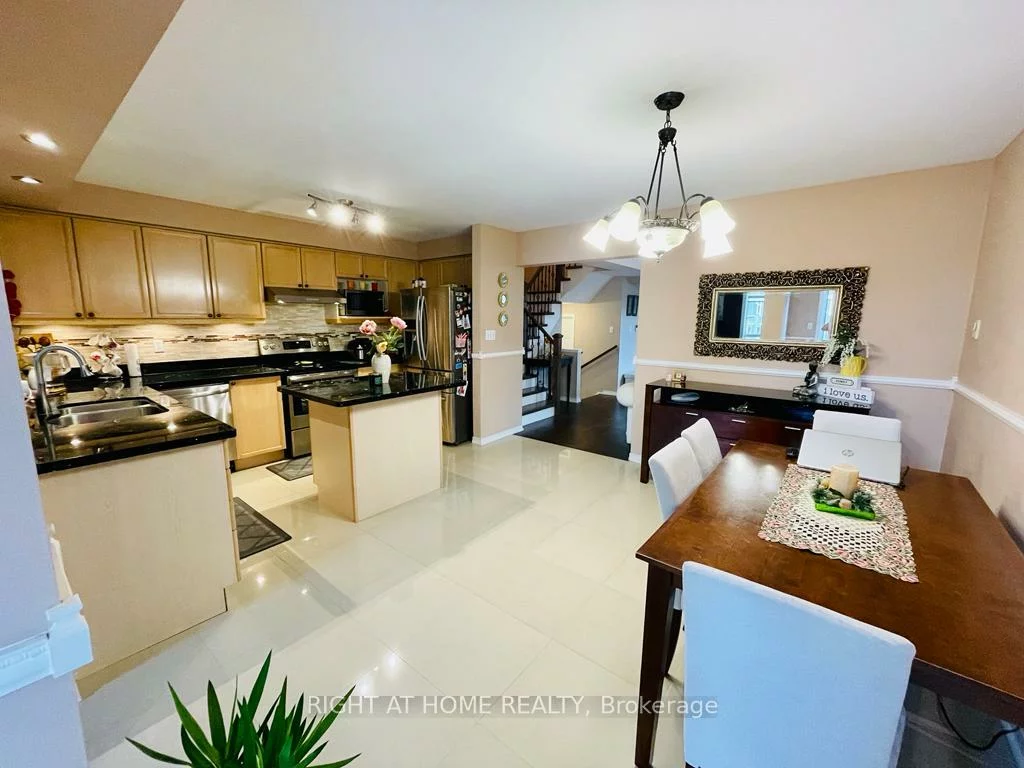 3371, Snowball, Lisgar, Mississauga