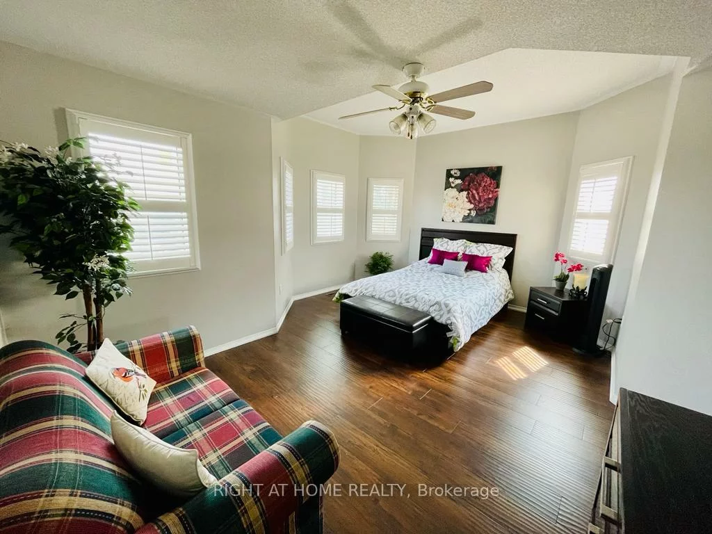 3371, Snowball, Lisgar, Mississauga