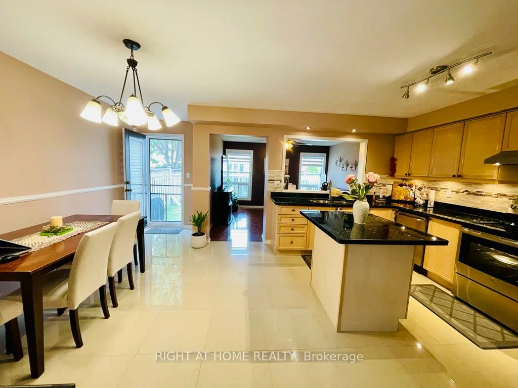 3371, Snowball, Lisgar, Mississauga